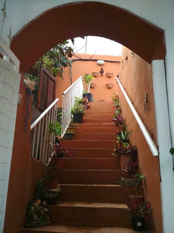 Alloggio in famiglia Residencia Conejos - Bike & Motorbike Las Palmas de Gran Canaria