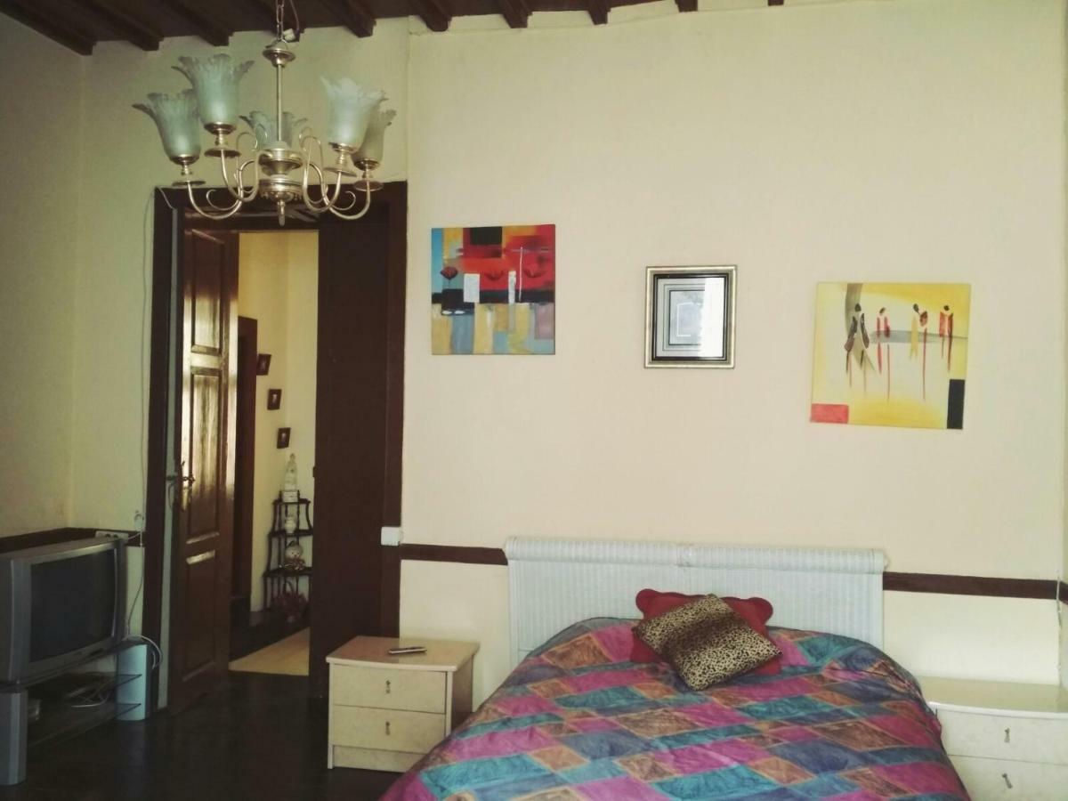 Residencia Conejos - Bike & Motorbike Alloggio in famiglia