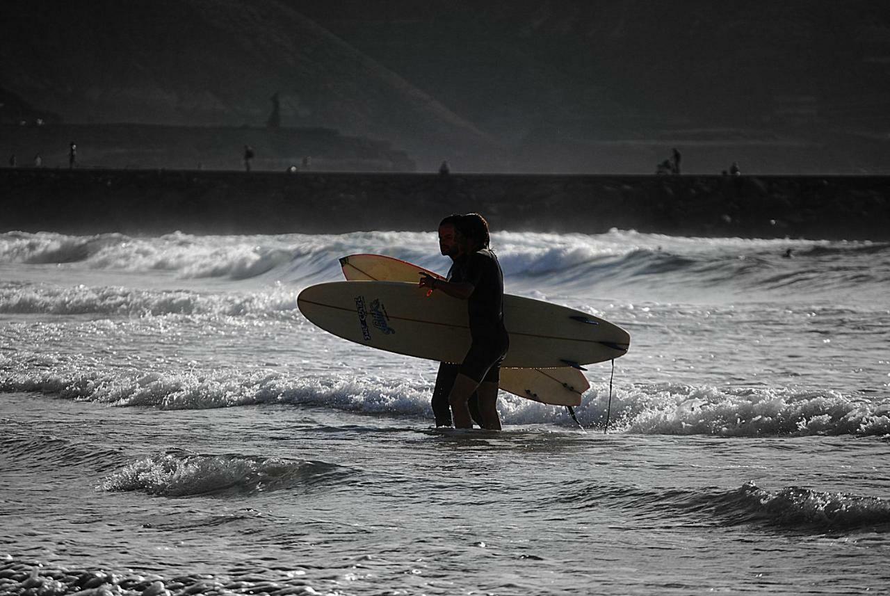Black & White Canteras