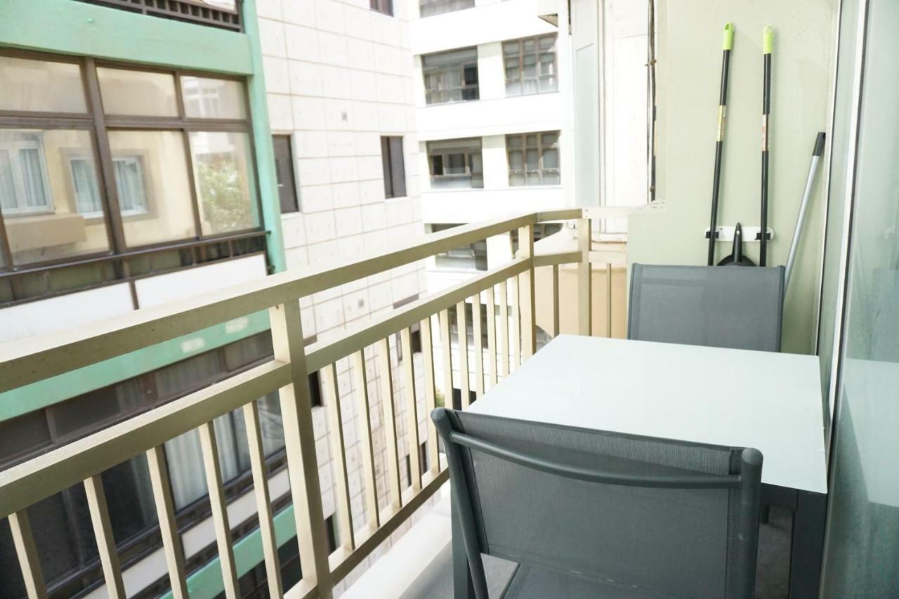 Apartment Black & White Canteras
