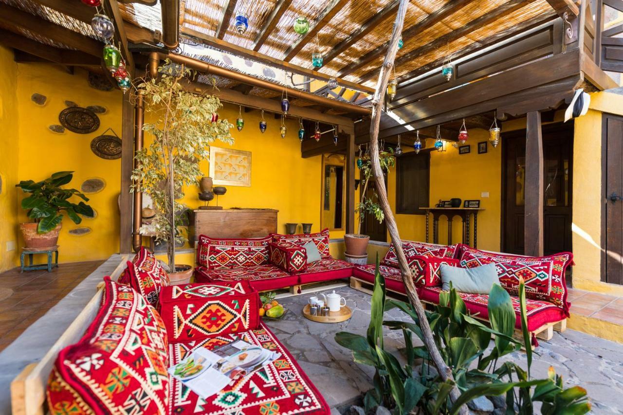 Bohemian Hideaway - 2 Unique With Shared Pool Santa Lucía