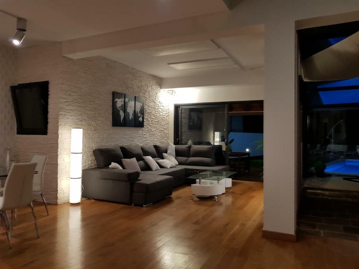 Montegolf Villa