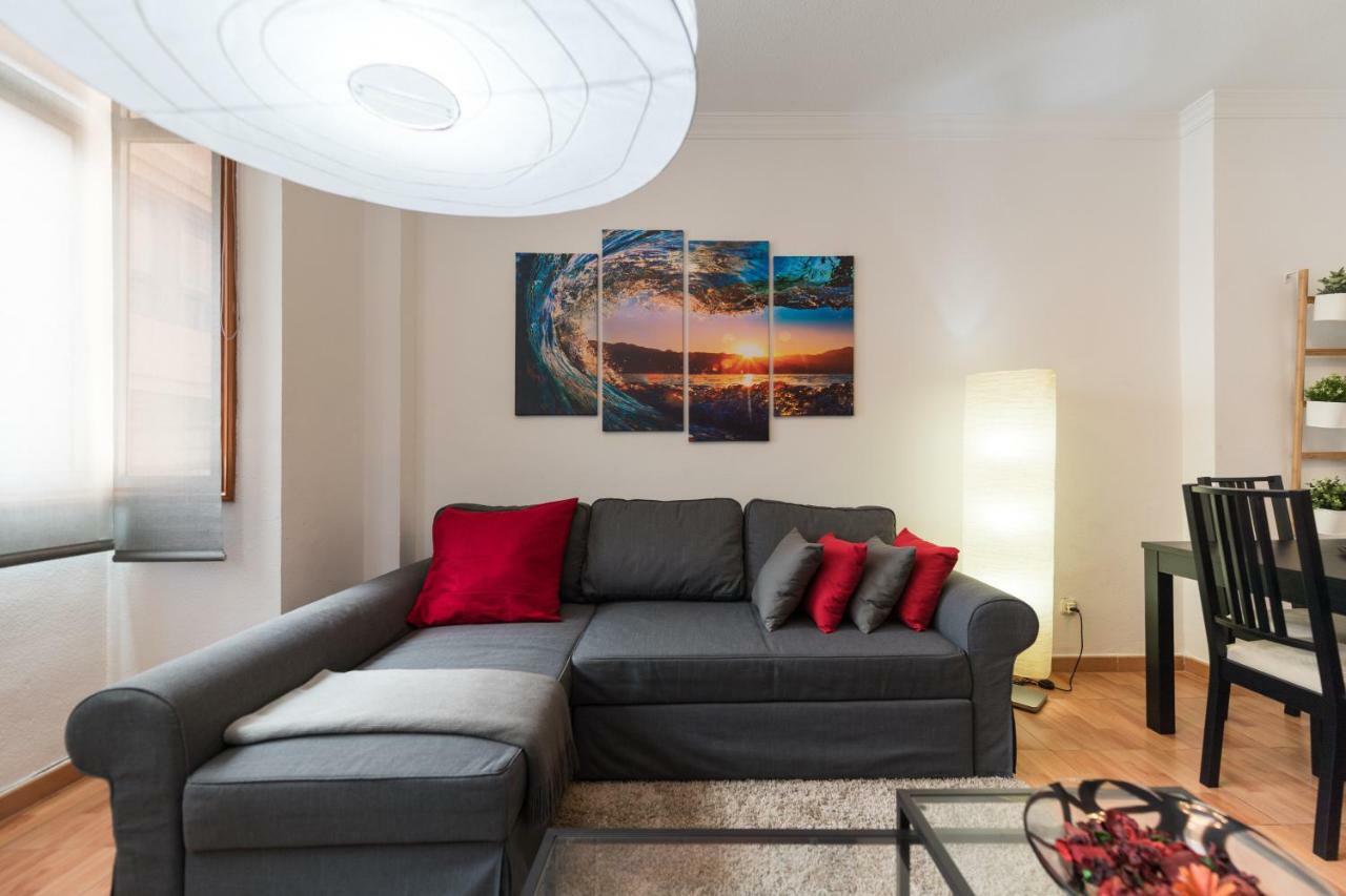 Vivienda Miguel Rosas Apartment
