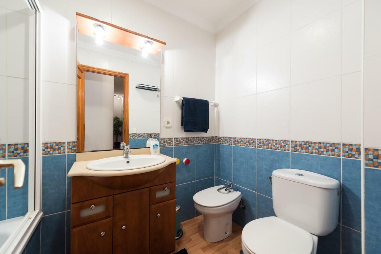 Vivienda Miguel Rosas Apartment