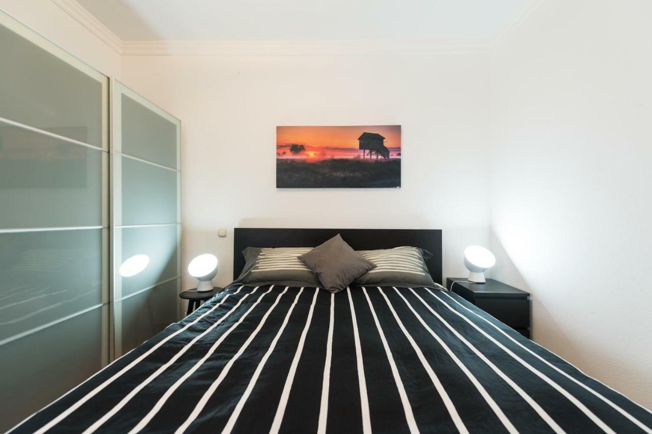 Vivienda Miguel Rosas Apartment