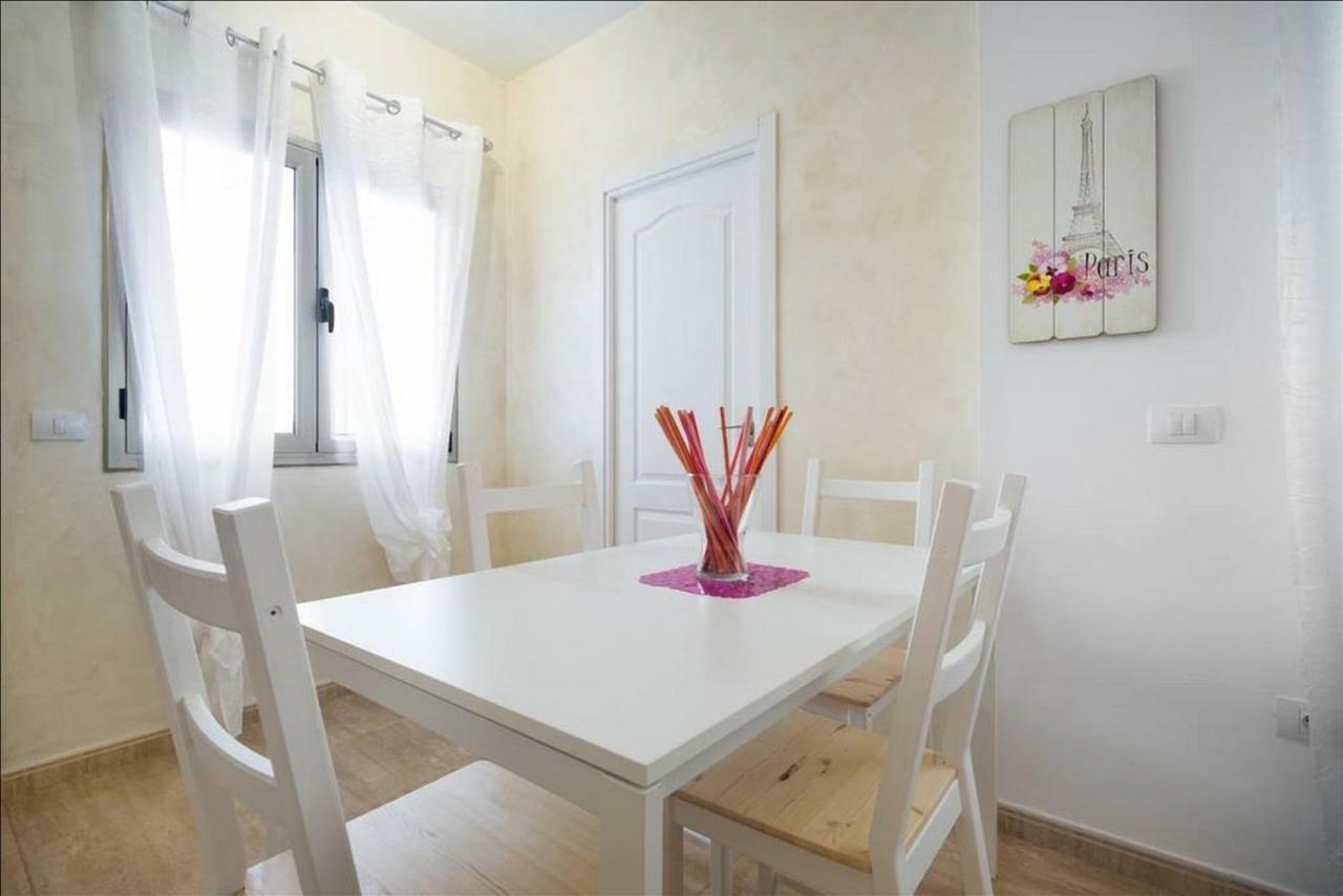 Canary House Gold Vecindario (Gran Canaria)