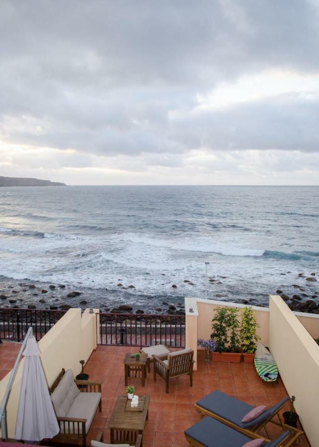 Livingtheocean & Big Terrace