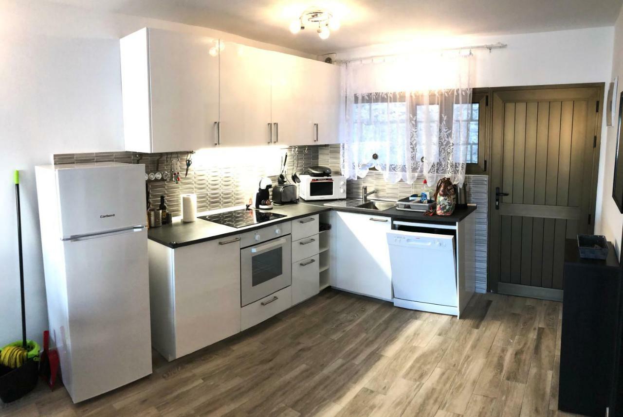 Luxury 2 Bedroom 2 Min From Appartamento *