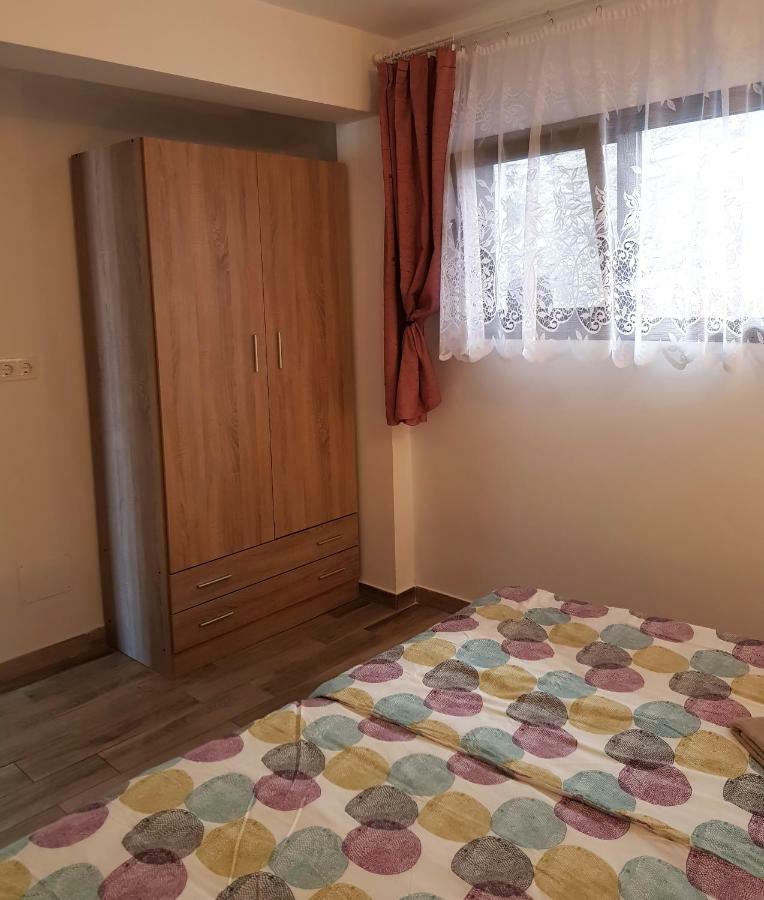 Luxury 2 Bedroom 2 Min From Appartamento *