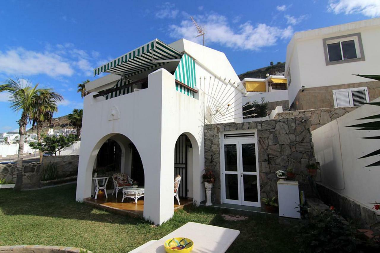 Lovely 2 Bedroom House With Private Garden *