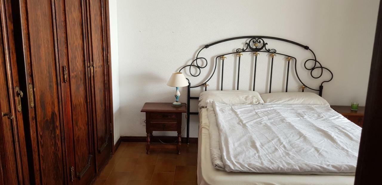 Villa Lovely 2 Bedroom House With Private Garden *