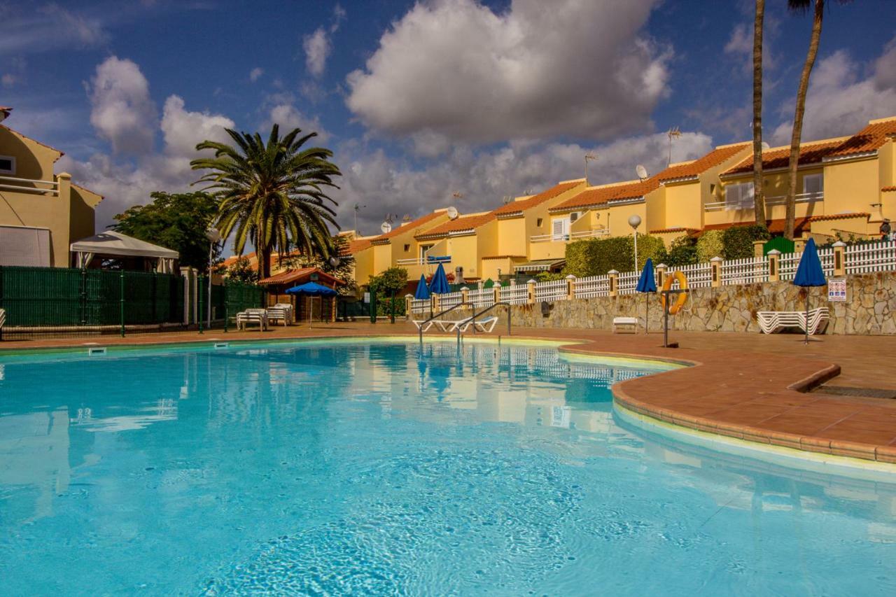 Martina Bungalow With Garden, Bbq, And Pools