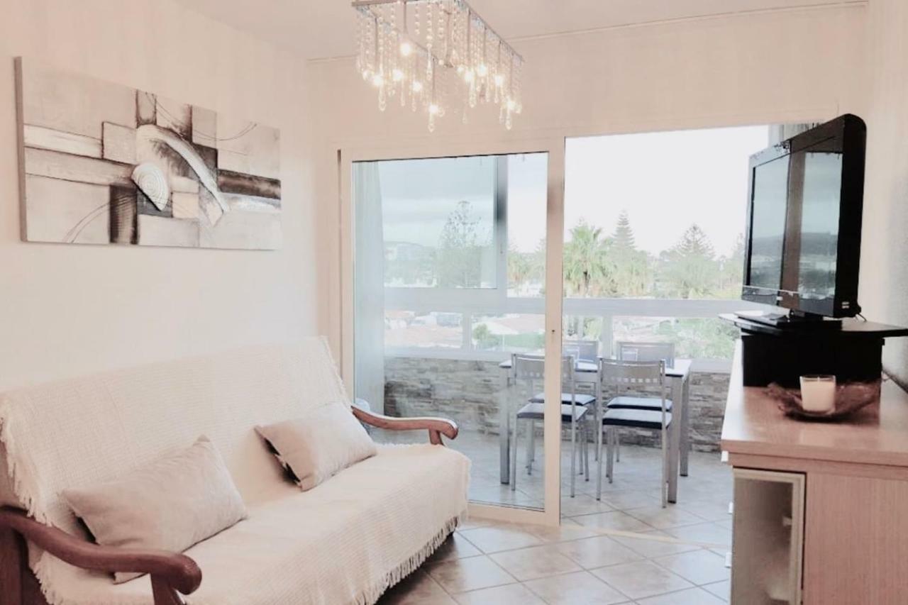 Apartamento 5 Min Walk From Yumbo! 417 *