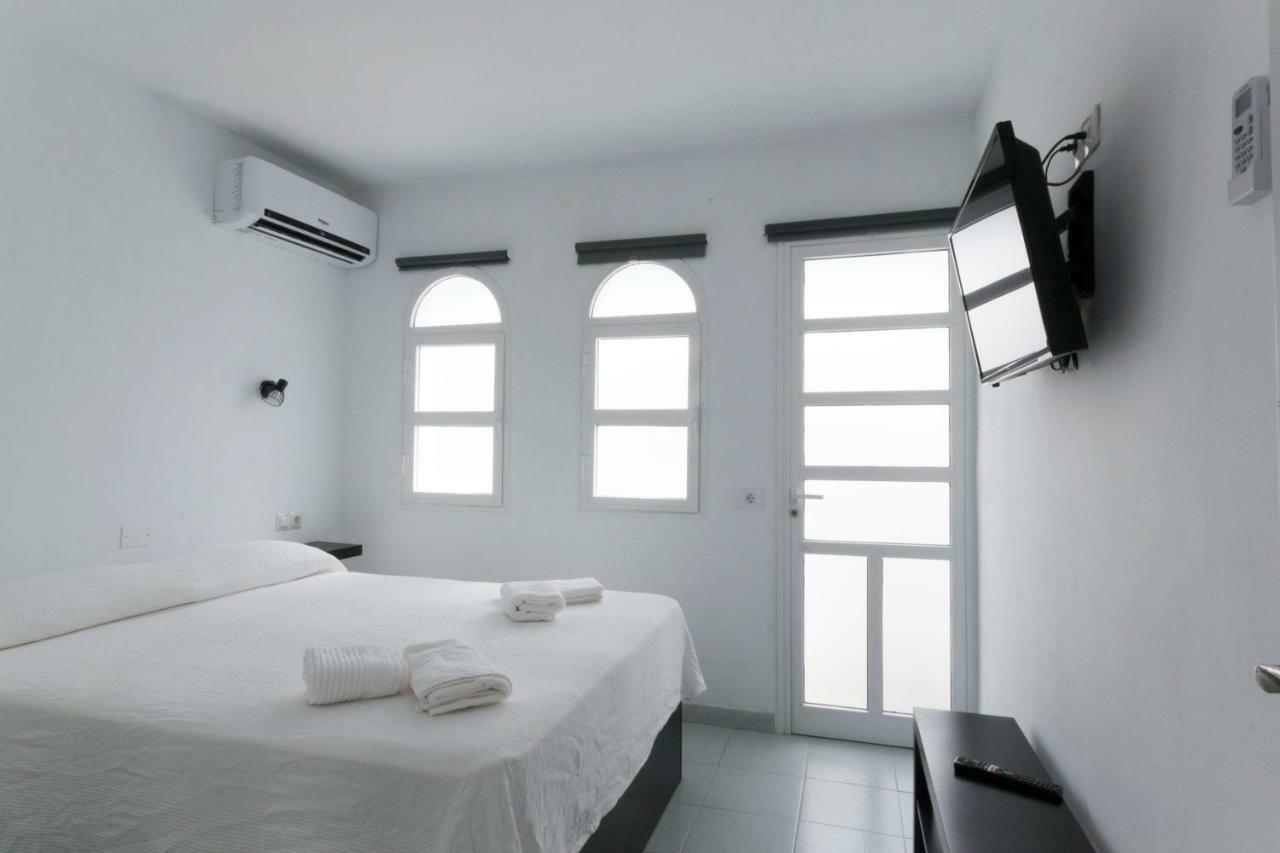 Сasa de vacaciones With Terrace Near The