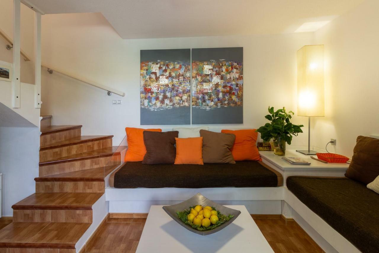 Martina Bungalow With Garden, Bbq, And Pools Casa vacanze *
