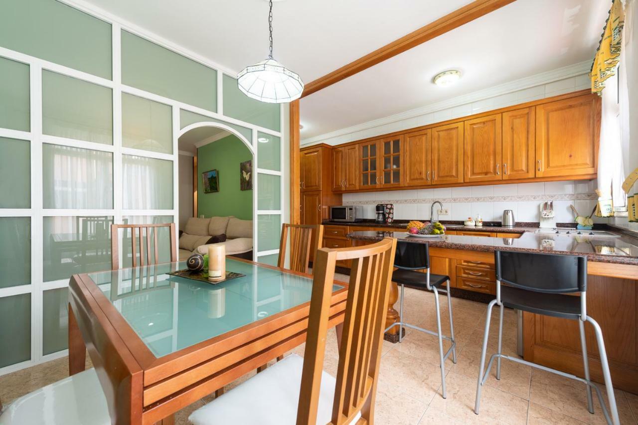 Spacious 3br 5 Min Walk To Las Canteras - Parking *