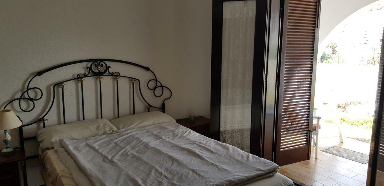 Villa Lovely 2 Bedroom House With Private Garden Mogán