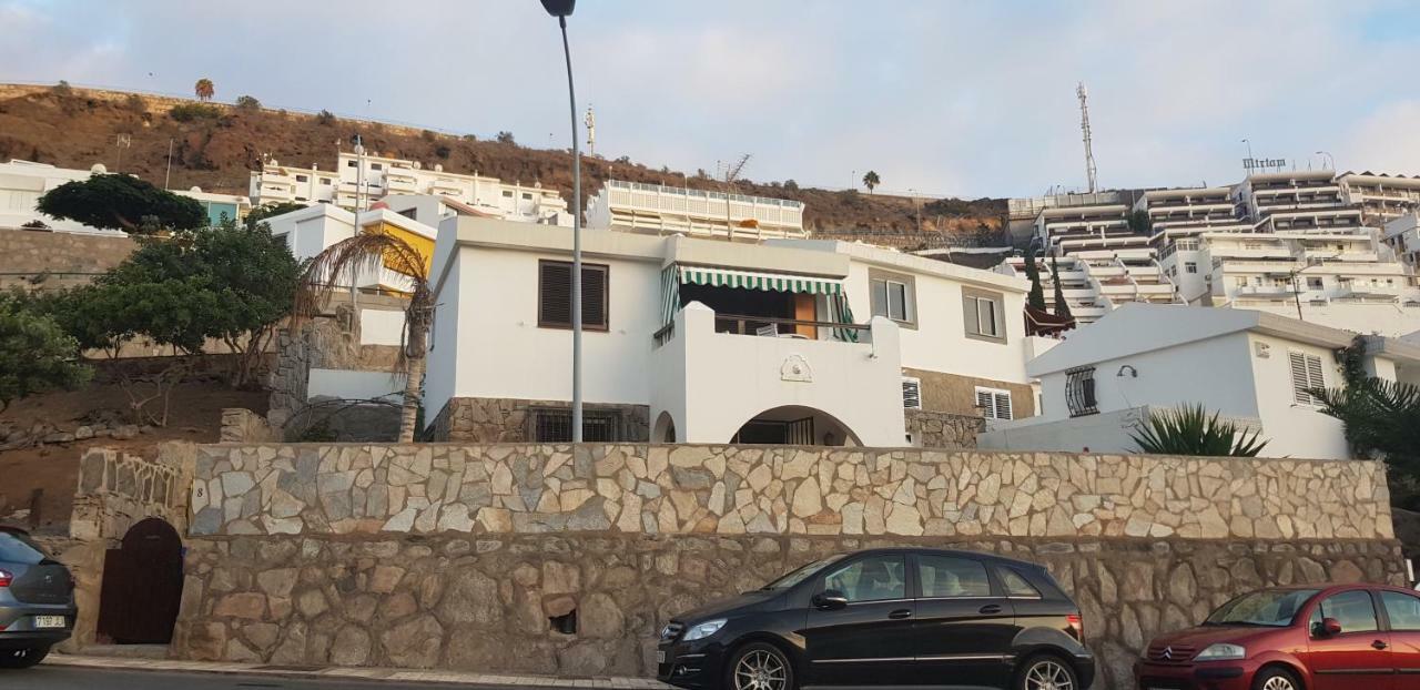 Villa Lovely 2 Bedroom House With Private Garden *