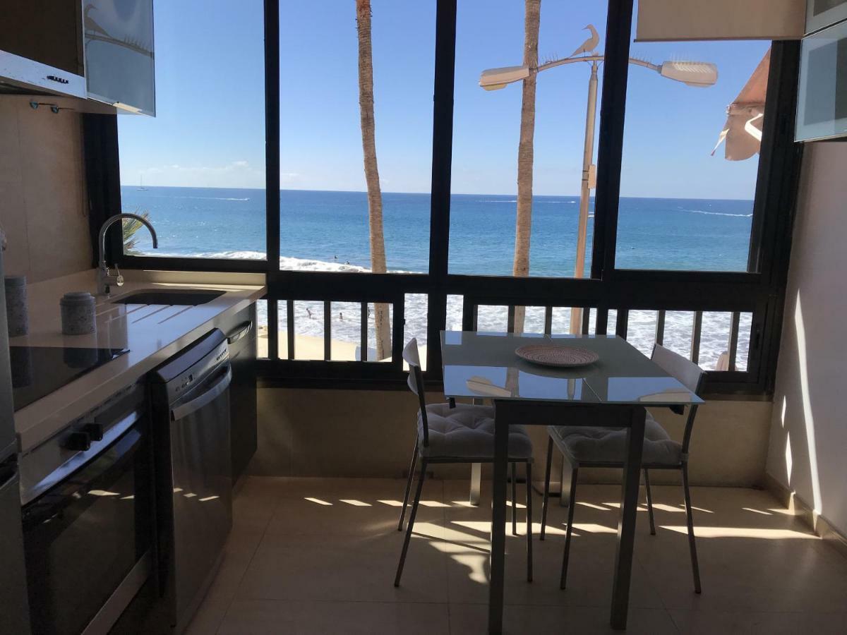 Apartamento 1ª Linea-vista Mar Con Wifi Patalavaca