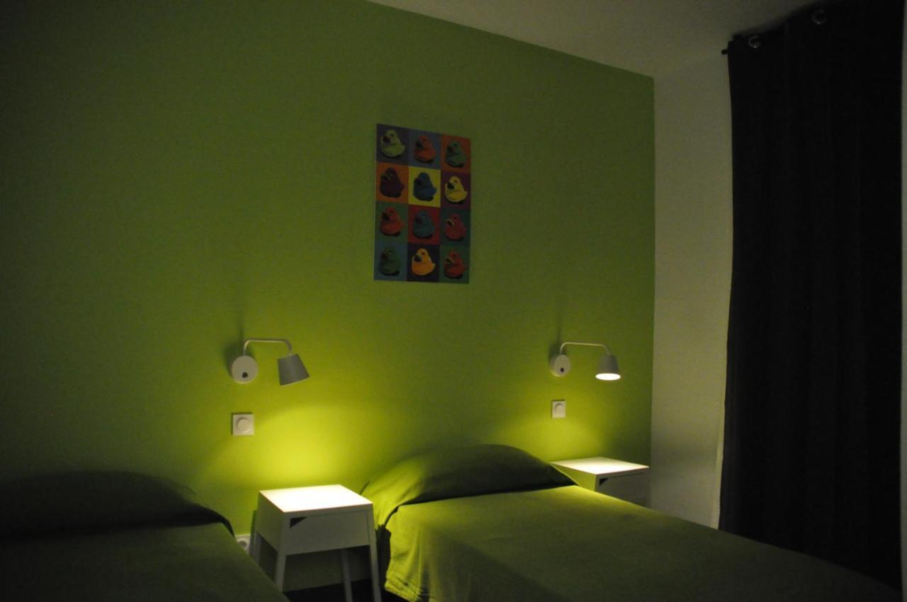 Hostel Falow *