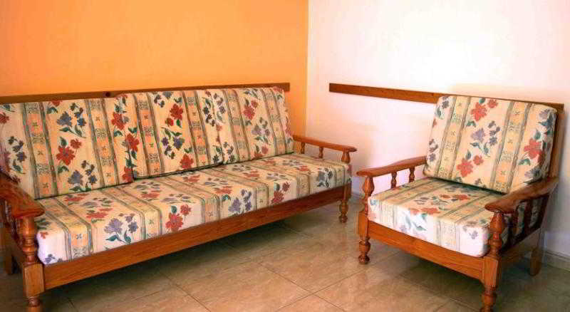 Arenas Aparthotel