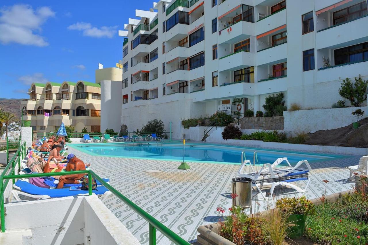 100 Meters From Puerto Rico Apartment