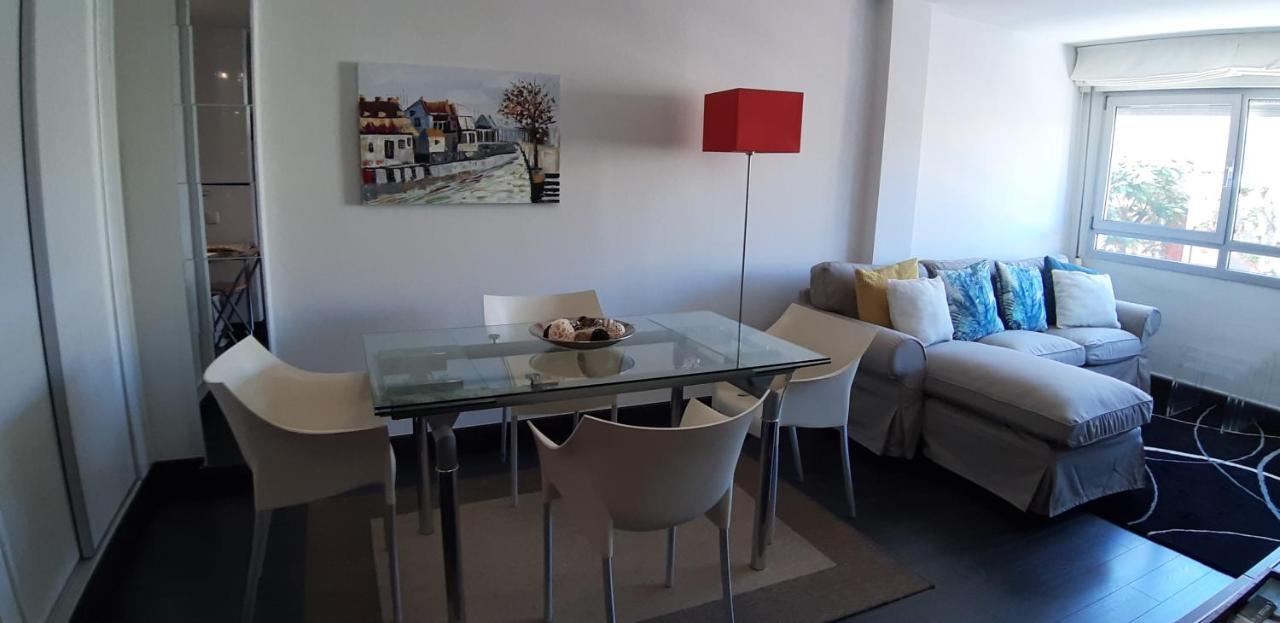 La Marina-ciudad Jardin Apartment