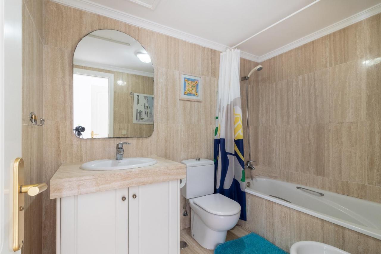 Flatguest + + 2bdr + Terrace Apartment Mogan
