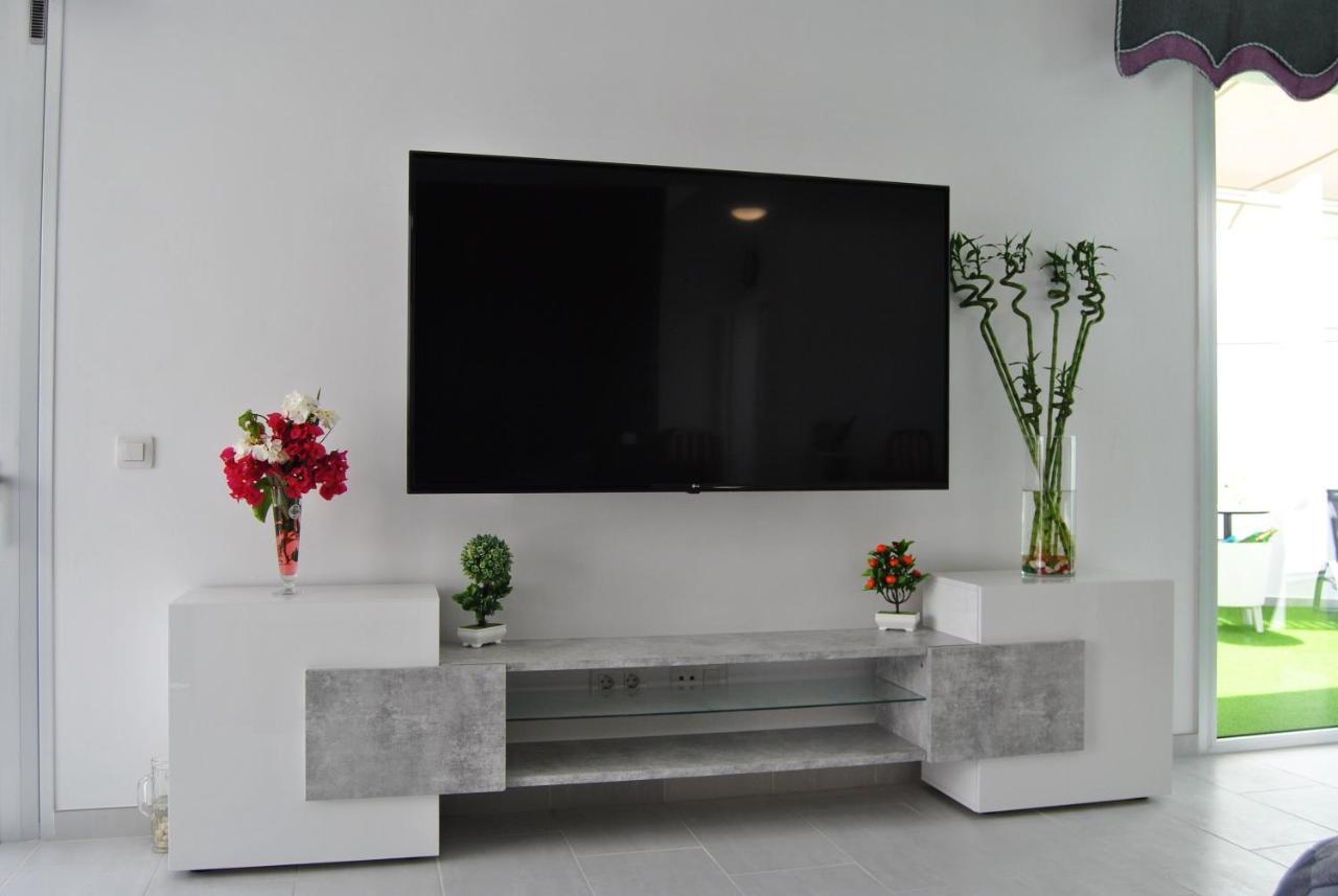 Big Tauro With Private Heated Saltwater Pool & Jacuzzi & Bbq & Game & Arcade Games Villa *