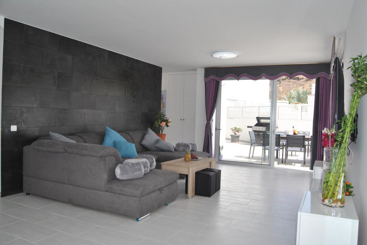 Villa Big Tauro With Private Heated Saltwater Pool & Jacuzzi & Bbq & Game & Arcade Games *