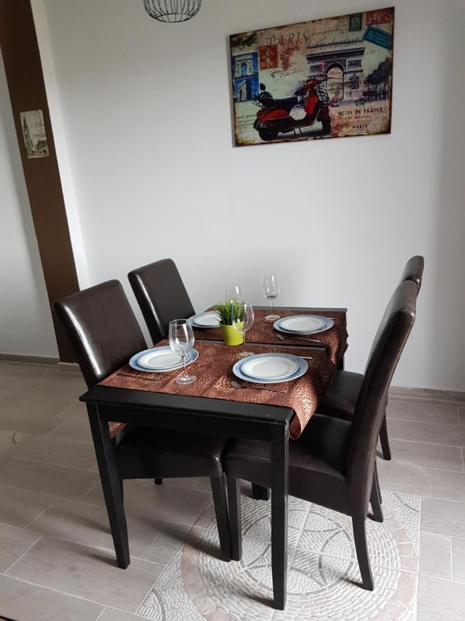 La Naval 209, 5ºa - Londres - Appartamento
