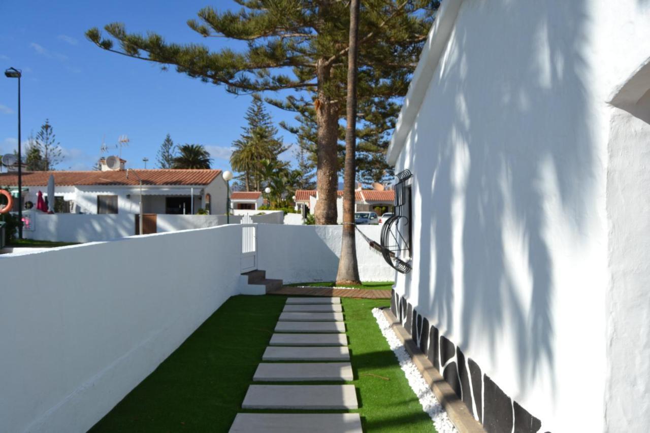 White Exclusive Bungalow. 2 Rooms, Garden & Pool. Сasa de vacaciones Maspalomas (Gran Canaria)