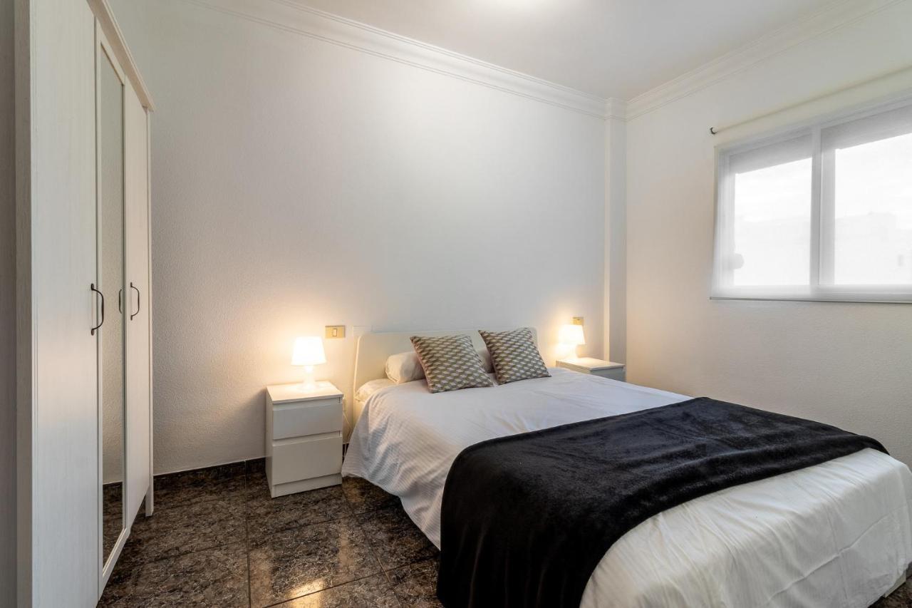 Flatguest Cicer - 3bdr + Balcony + * Las Palmas de Gran Canaria