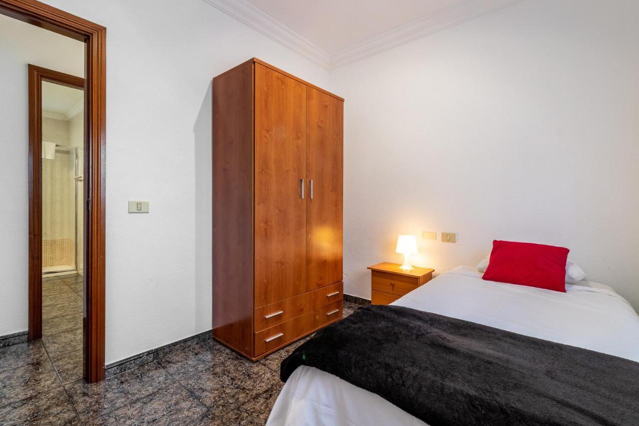 Flatguest Cicer - 3bdr + Balcony + Las Palmas de Gran Canaria