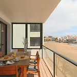 Extra Luxurious Apartment On The Beachfront