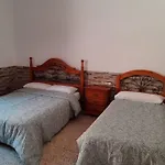 Casa Rural Los Cipreses. Cercados De Arana
