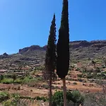 Casa Rural Los Cipreses. Cercados De Arana