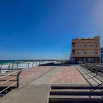 Playa El Burrero Con Terraza Y Solarium Privado