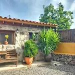 F&C - Tranquilidad En Mar Y Montana