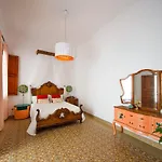 Aminta Home