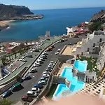 Apartamentos Playa del Cura