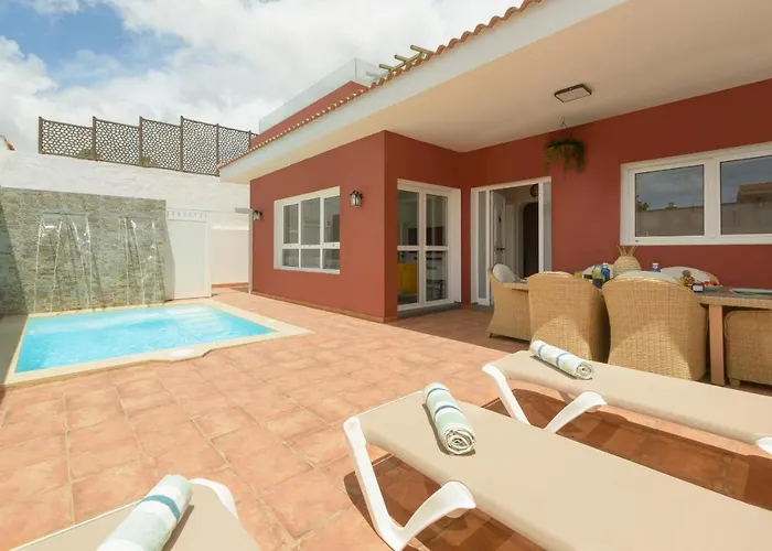 Chale Con Piscina Junto A La Playa