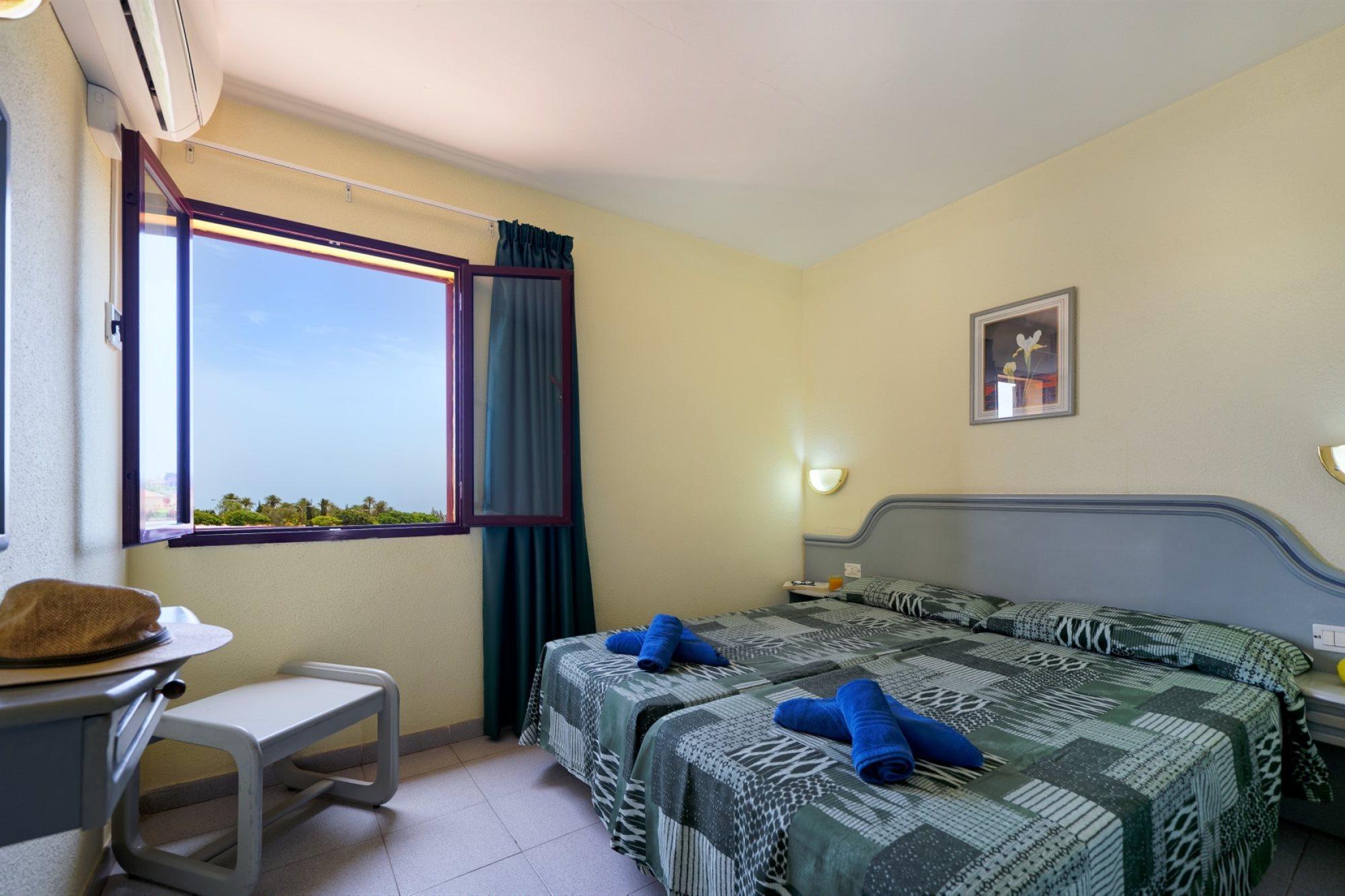 Oasis Club Aparthotel