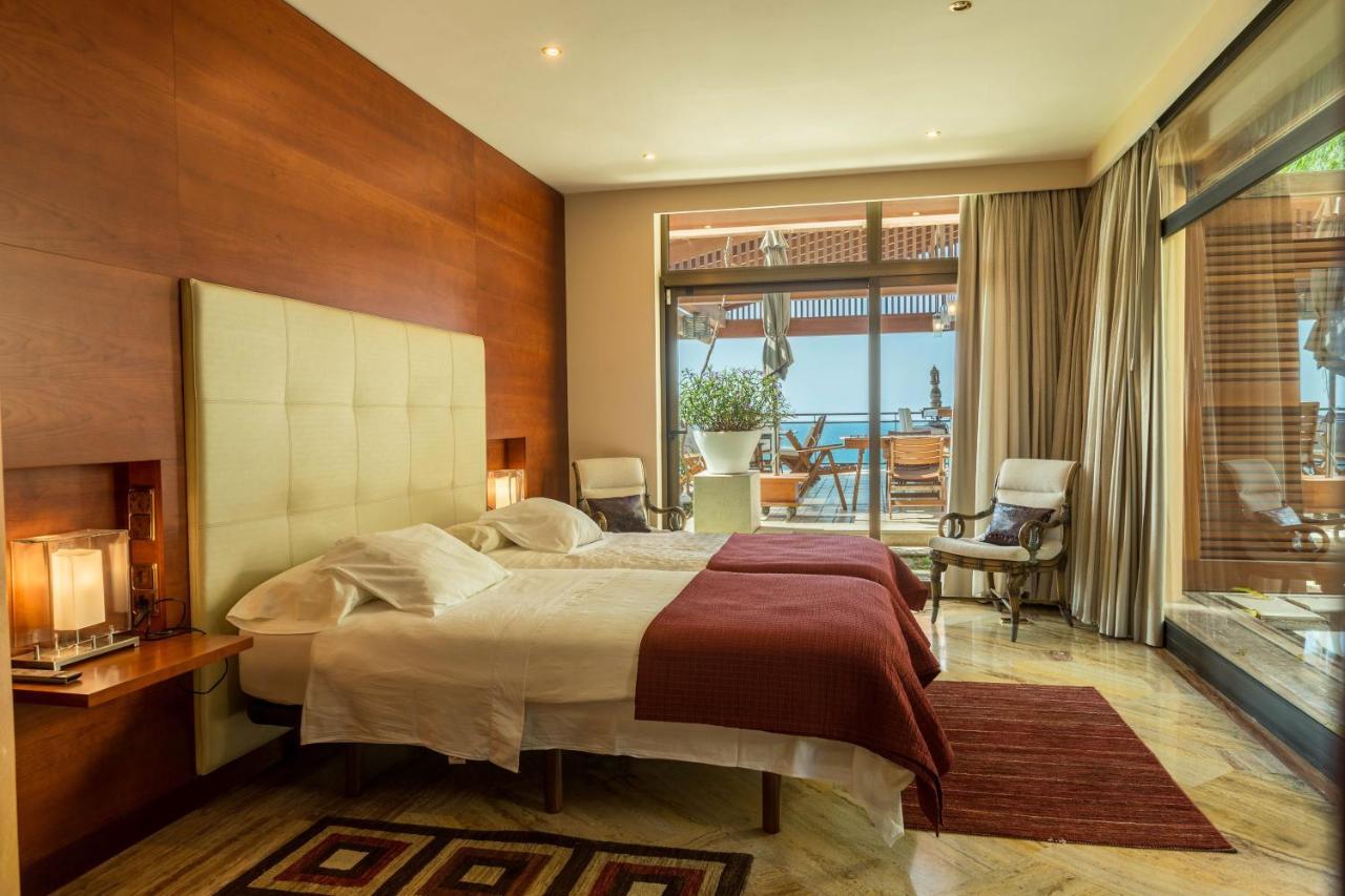 Albella Villa *