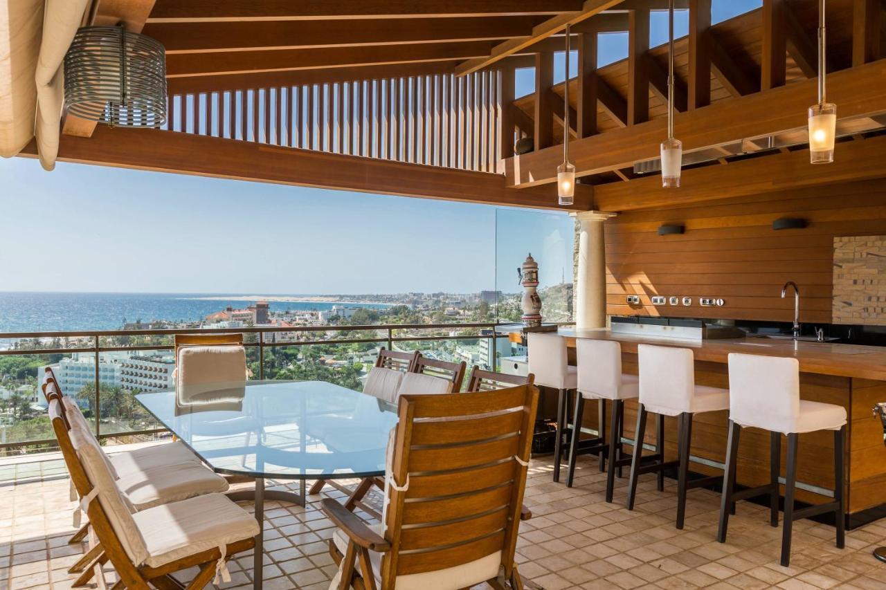 Albella Villa *