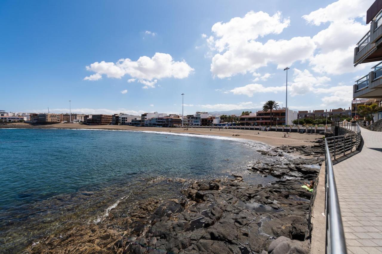 Durmiendo Sobre El Mar, Vivienda Riscos