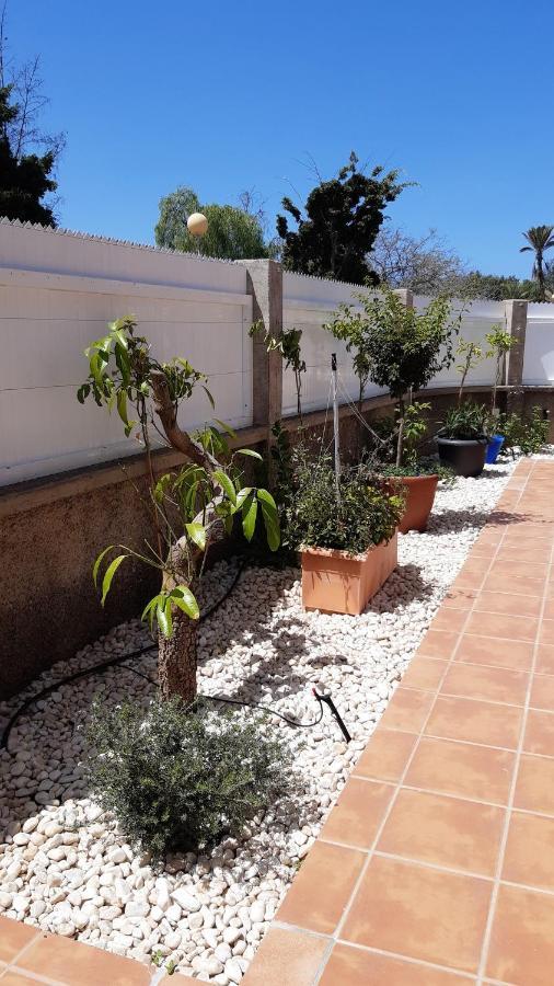 4 Bedrooms With Private Pool Enclosed Garden And Wifi At De Tirajana Villa
