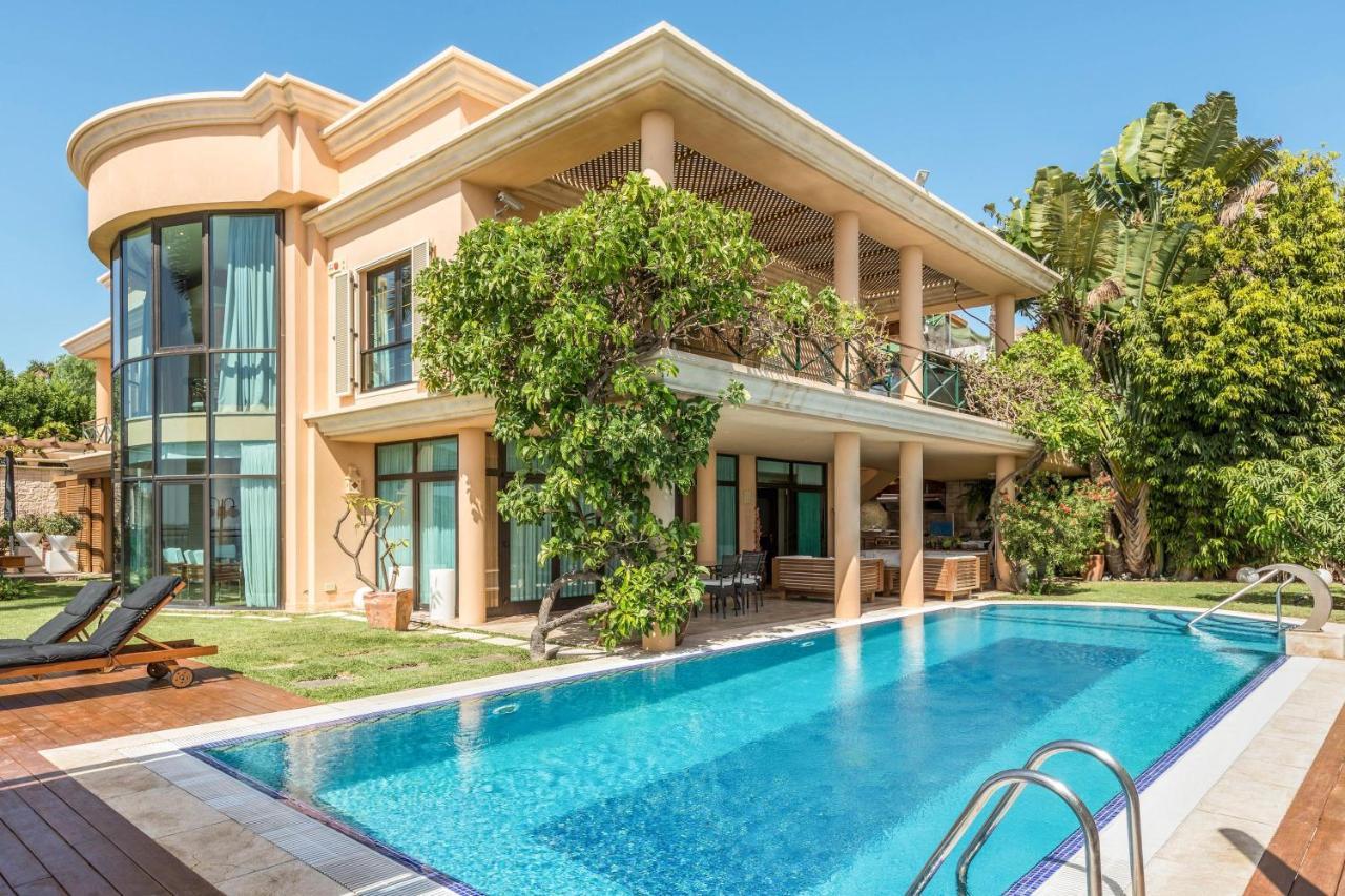 Albella Villa