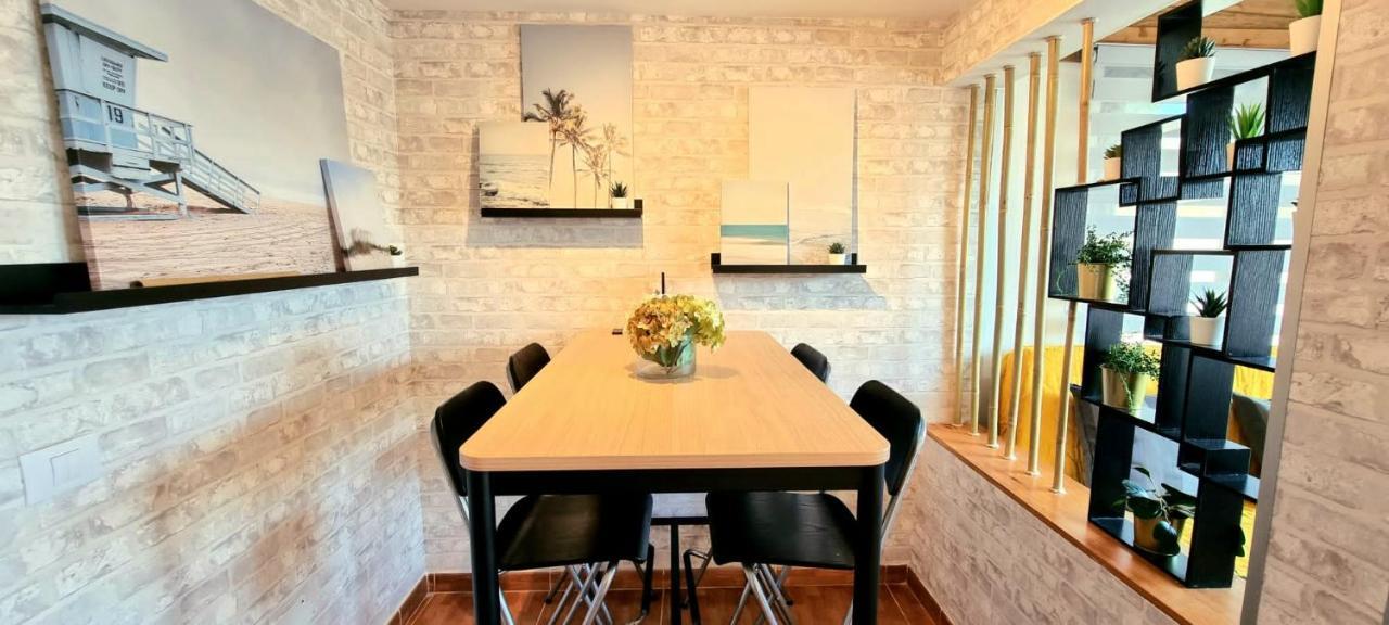 Casa vacanze Arguineguin, Two Bedrooms Bungalow, Pool & Wifi