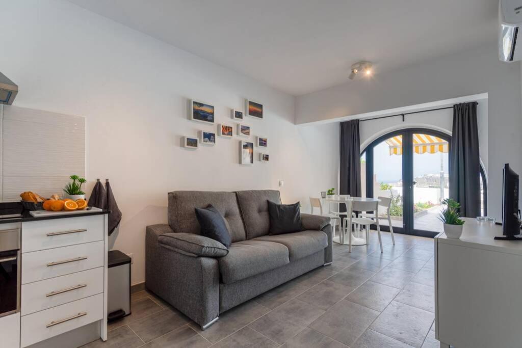 Casa Johan - With Amazing Views And Terrace Garden, Ac, Fast Fiber Wifi Apartment *